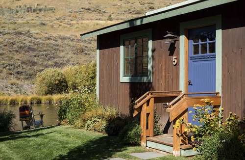 Jackson House | Outpost: Creekside Alpine Cottage Five