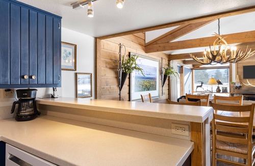 Jackson House | Outpost: Golf Creek 15 - Close to National Park!
