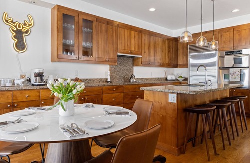 Jackson Condo | Outpost: Love Ridge 241 - Freestanding, AC!