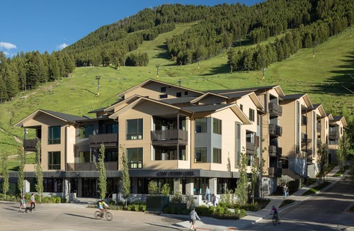 Jackson Condo | Outpost: One Town Hill 307 - Base of Snow King Mtn