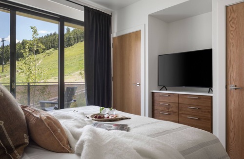 Jackson Condo | Outpost: One Town Hill 506 - Base of Snow King Mtn