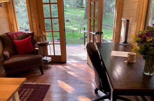 Ashland Cabin | Owl Creek Cabin Mountain Getaway near Ashland, Oregon