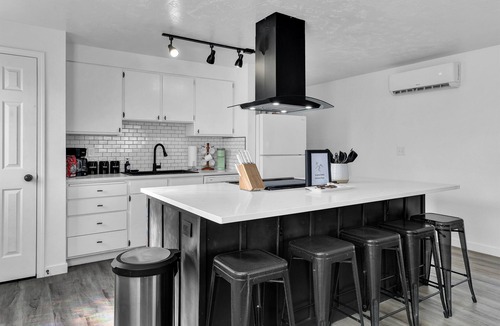Boise Bench House | Owyhee Oasis 1 by Boise Airport