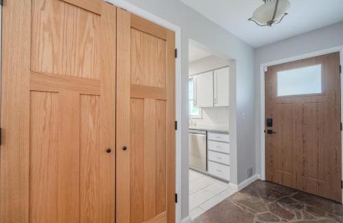 South Central Omaha House | Pacific Place Home