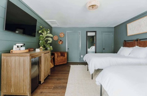 Packwood Hotel | Packwood | Goat Rocks Room at The Peak