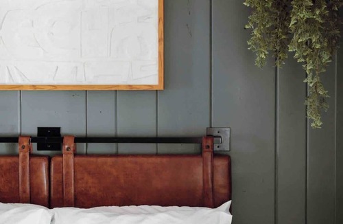 Packwood Hotel | Packwood | Grove Room at The Peak