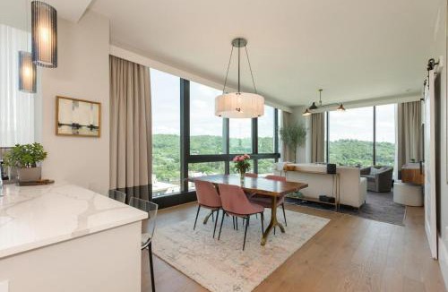 Downtown Asheville House | Panoramic Pack Square | Arras Vacation Rentals