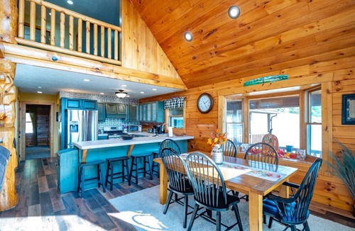 Davis Cabin | Panoramic Point - Amazing Views, Air Conditioning