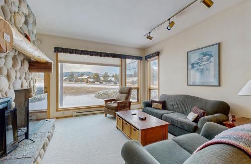Big Sky Meadow Village Apartment | Park 282