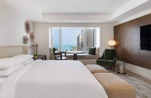 Magnificent Mile Hotel | Park Hyatt Chicago