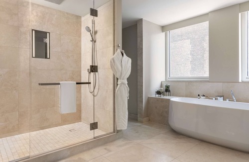 Magnificent Mile Hotel | Park Hyatt Chicago