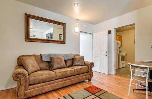 Cave Junction Apartment | Patio & Game Room! Cozy Studio Near Oregon Caves