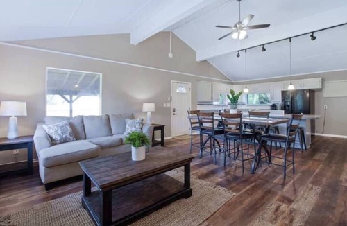 Chattanooga Apartment | Pawnee 2 - Newly Renovated Duplex
