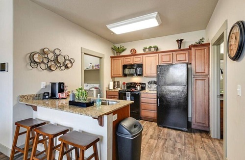 South Jordan Apartment | Peaceful 1BR/1BA, No Stairs – Near Trails, Parks & Outdoor Fun, Spring & Summer!