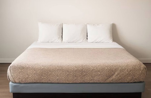 Wolf Point Hotel | Peaceful Accommodation w/Free Parking | Next to Wolf Point Area Museum