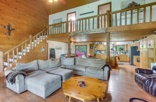 Portland House | Peaceful Cabin Between Nashville & Bowling Green!