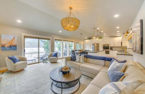 Sandpoint House | Peaceful Cabin w/Dock on Lake Pend Oreille