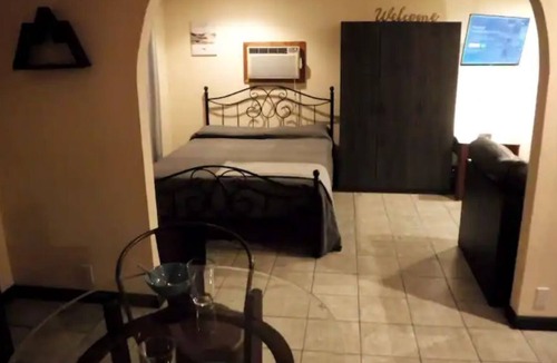 Medford House | Peaceful Cottage for Traveling Professionals