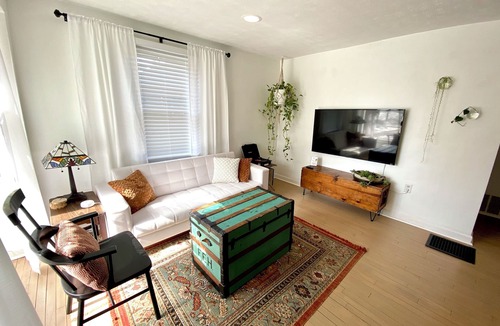 Kettering House | Peaceful + Cozy 2BR Oasis