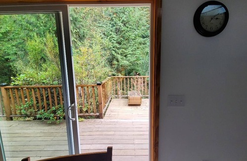 Duvall House | Peaceful Dog-Friendly Home on 10 Acres with Office, Porch & Laundry