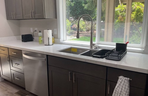 Edmonds House | Peaceful Family Friendly Home with High Speed WIFI in lovely Edmonds