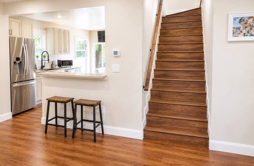 Eastside House | Peaceful Forest Retreat – Sleeps 8 Near JBLM, Tacoma & Seattle