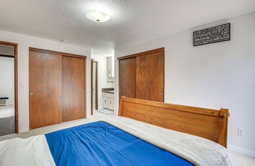 Gresham House | Peaceful Gresham Home w/Grill: 2 Mi to Downtown