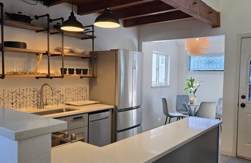 Garden District Cottage | Peaceful Haven, walk to downtown Coeur d'Alene and Lake.