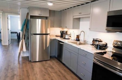 Four Corners Apartment | Peaceful Private Loft in Central Location