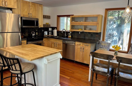 Point Roberts House | Peaceful Private Home/Duplex on Lily Point Trail