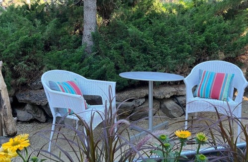 Westbrook Meadows Apartment | Peaceful Two Bedroom Apartment