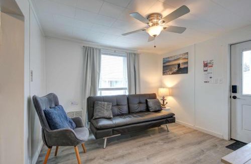 Grayland House | Pelican's Perch 1-Bed by the Sea w fireplace