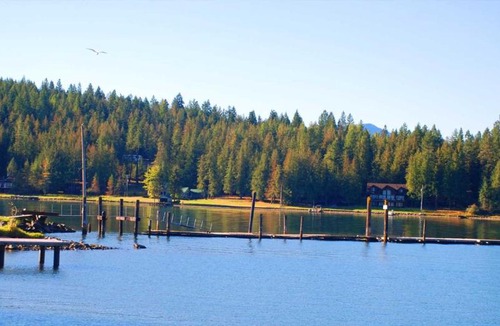 Hope Apartment | Pend Oreille Shores Resort E24 condo