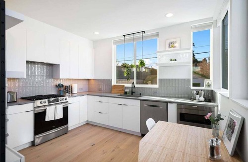 Wallingford House | Perch - Cozy 2BR home. Walk everywhere, park with ease, and surrounded by coffee shops and dining!