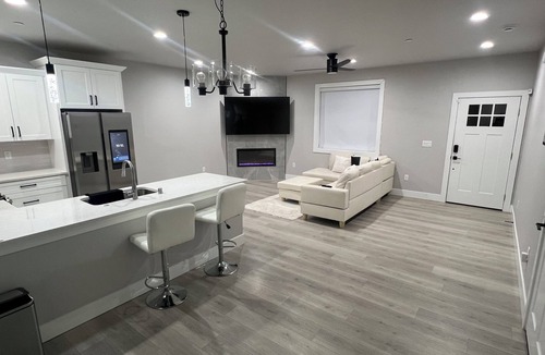 South Richland House | Perfect 3-bedroom townhome with AC in peaceful Richland
