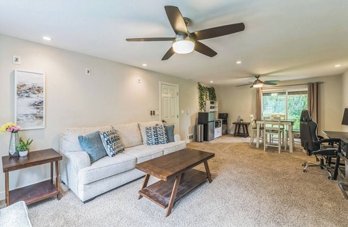 Cathcart House | Perfect 4-bedroom house in adorable Snohomish for your getaway