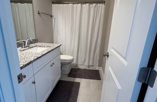 Auburn House | Perfect 5 Bed/4 Full bath ideal for gameday weekends at the prime location