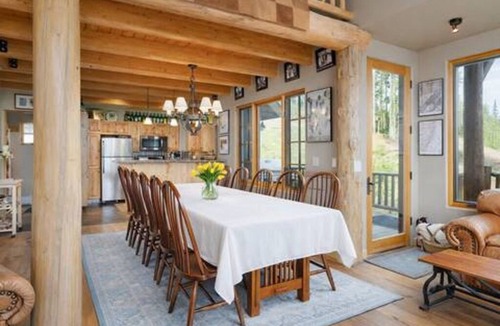 Big Sky House | Perfect Family GetAway! Ski-in-Ski-Out Home, Cowboy Heaven