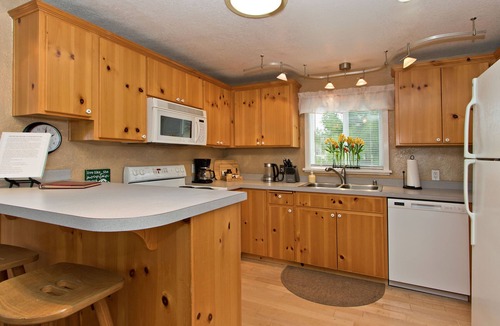 Enumclaw House | Perfect location to an outdoor paradise.