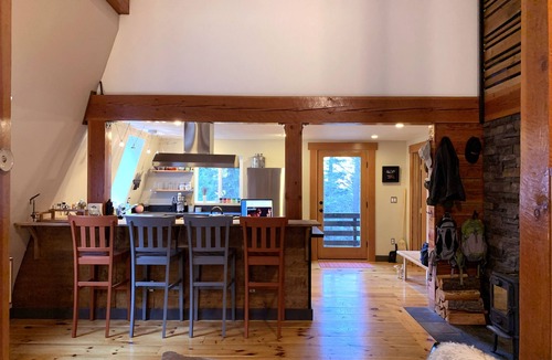 Parkdale Cottage | Perfect Mountain Getaway on East Fork of the Hood River