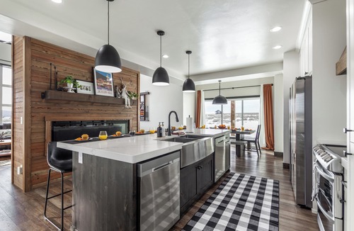 Island Park House | Pet Friendly Home! Mountain Side Manor, AC, Game Room, Hot Tub, Near Yellowstone, Sleeps 15