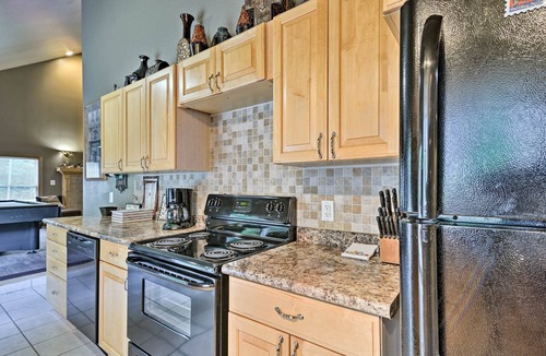 Roscommon House | Pet-Friendly Home Near Lakes & Snowmobile Trails!