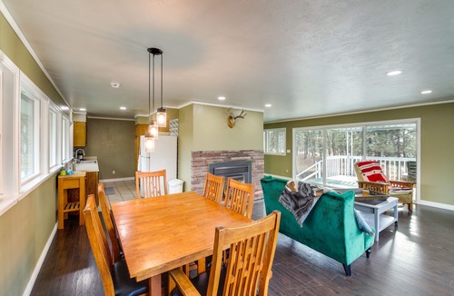 Stevensville Cottage | Pet-friendly Montana Abode w/Balcony & Fireplace!