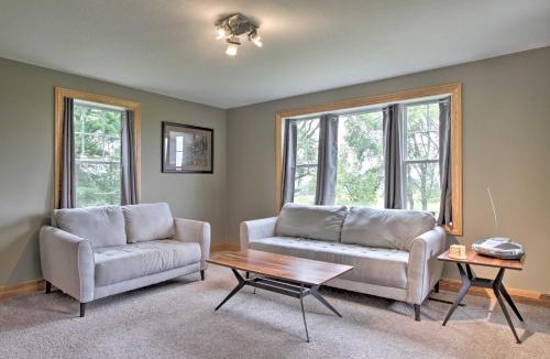 Houston County House | Pet-Friendly Spring Grove Home w/Serene Yard!