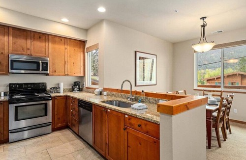 Leavenworth Condo | Pet-friendly, Two-Level Condo Downtown