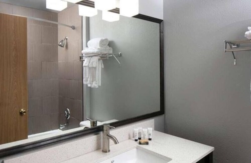 Sequim Apartment | Pet Friendly Unit in Red Lion Inn & Suites Sequim, Pool, Breakfast, Parking