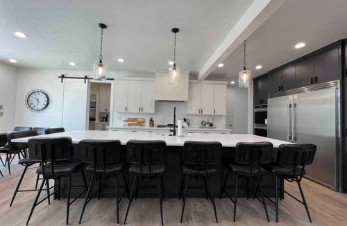 Lava Hot Springs House | Pickleball Playhouse, Hot Tub, Theater, Game Room!