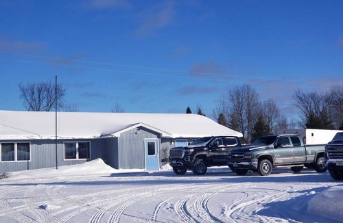 Chatham House | Pictured Rocks, snowmobiling, ice caves, biking, hiking, skiing, waterfalls,etc!