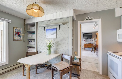 Mead Condo | Picturesque Mt Spokane Condo Near Skiing & Biking!