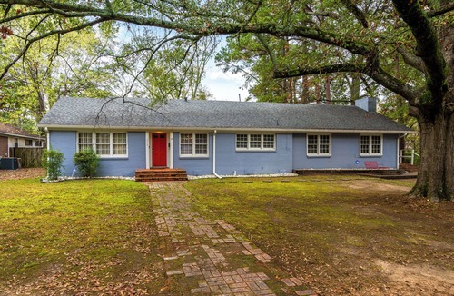 Pine Bluff House | Pine Bluff
